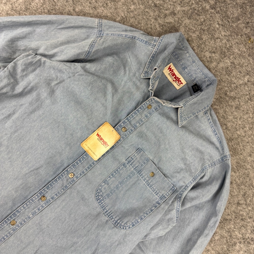 Wrangler Rugged Wear Mens Blue Denim Long Sleeve Button Up Shirt LT 10RAL08DM